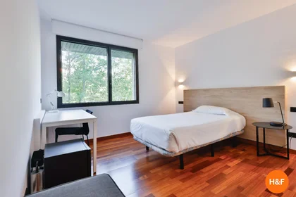 Apartamento inteiro em C. Iturrama, 31007 Pamplona, Navarra, España, imagem 2 de 8