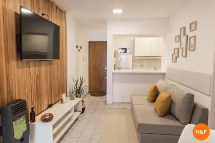 Dairenin tamamı konumu Av. Vélez Sarsfield 526, X5000JJS Córdoba, Argentina, 6 8 görüntüsü
