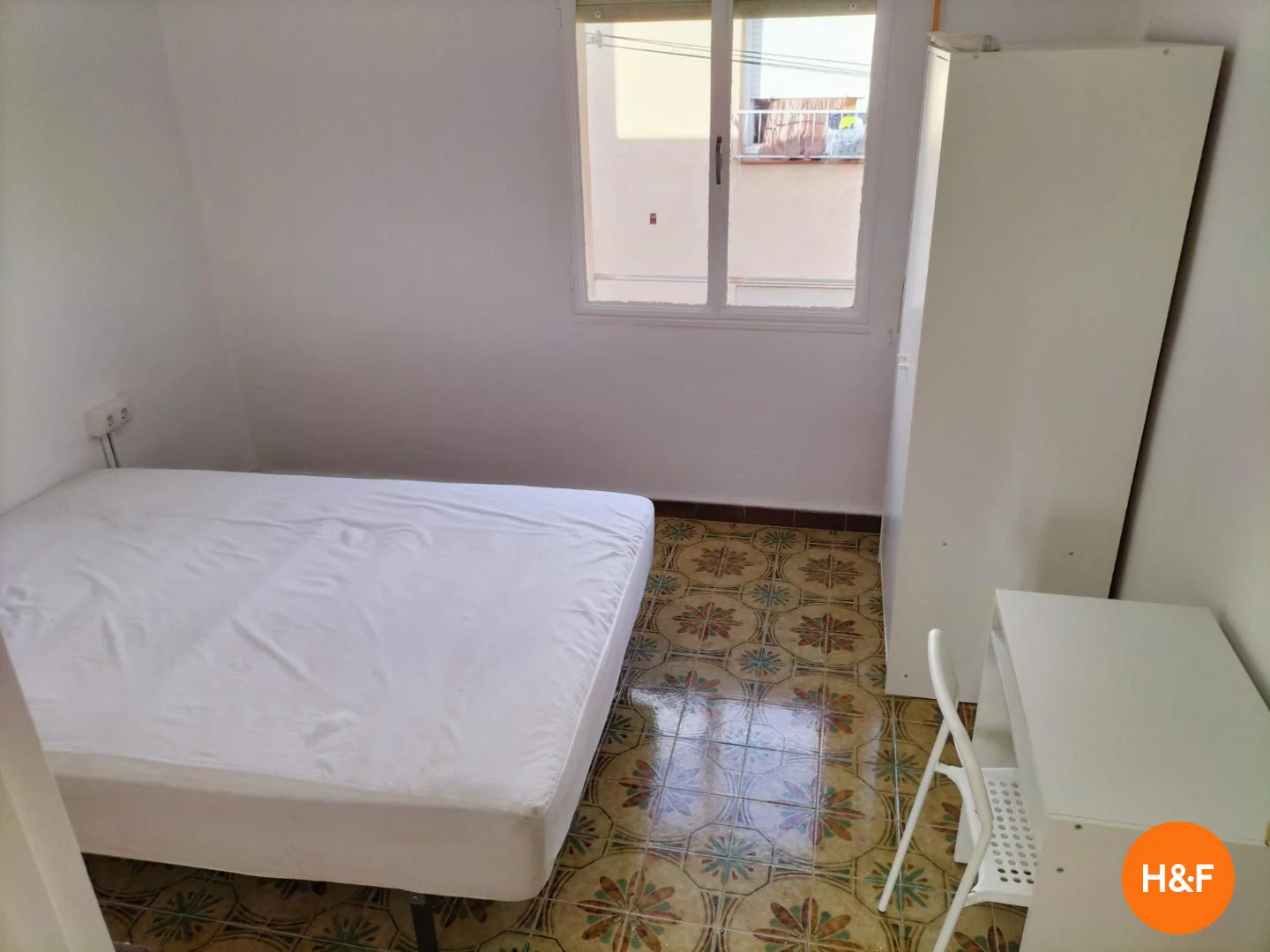 Quarto de estudante funcional perfeito para estudar em