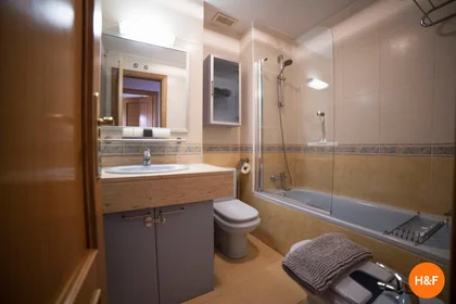 Entire apartment at C. Andrés Segovia, 20, l 27 interior, 28231 Las Rozas de Madrid, Madrid, España, image 3 of 8