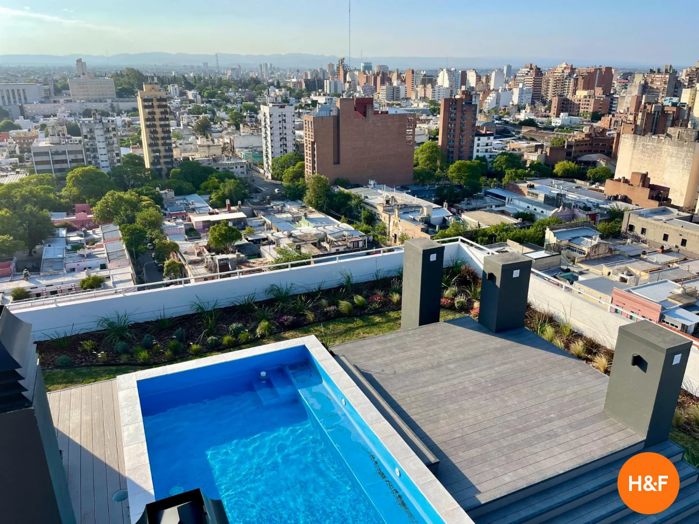 Av. Vélez Sarsfield 762, X5000JJU JJU, Córdoba, Argentina
