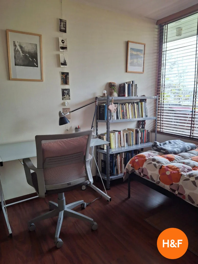 Quarto de estudante funcional perfeito para estudar em 