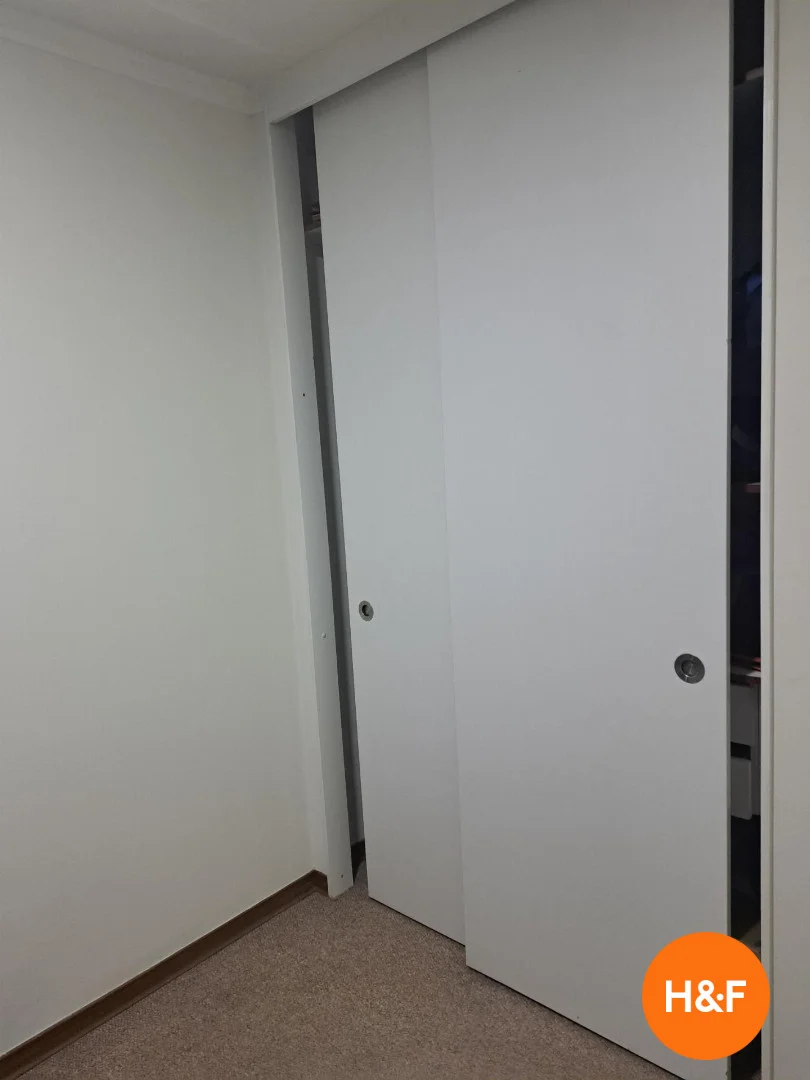 Quarto amigo do estudante em  com comodidades modernas