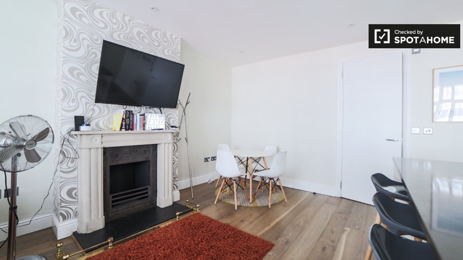 Two bedroom accommodation in City Of Westminster
