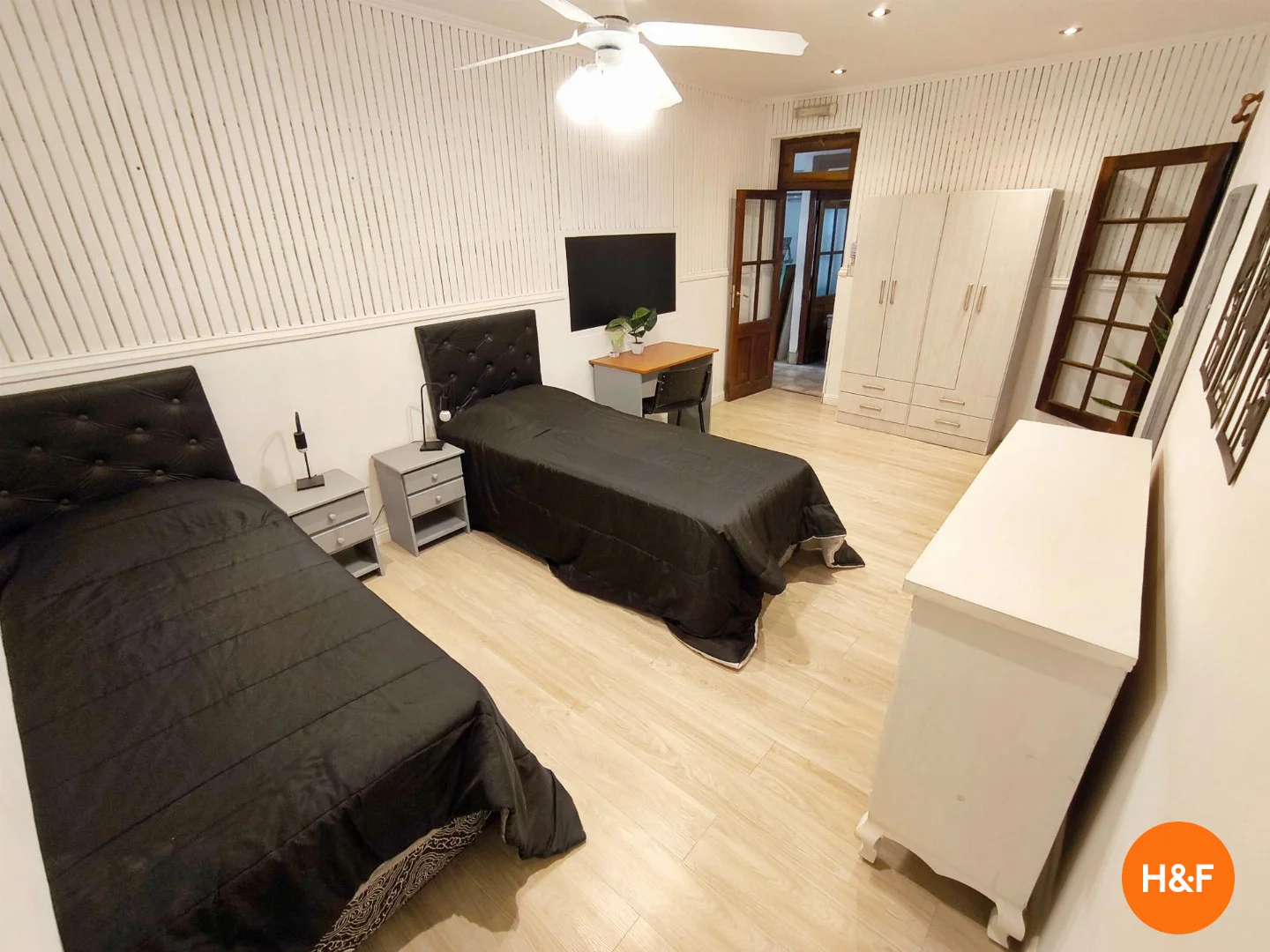 Habitación para estudiantes en  con modernas comodidades