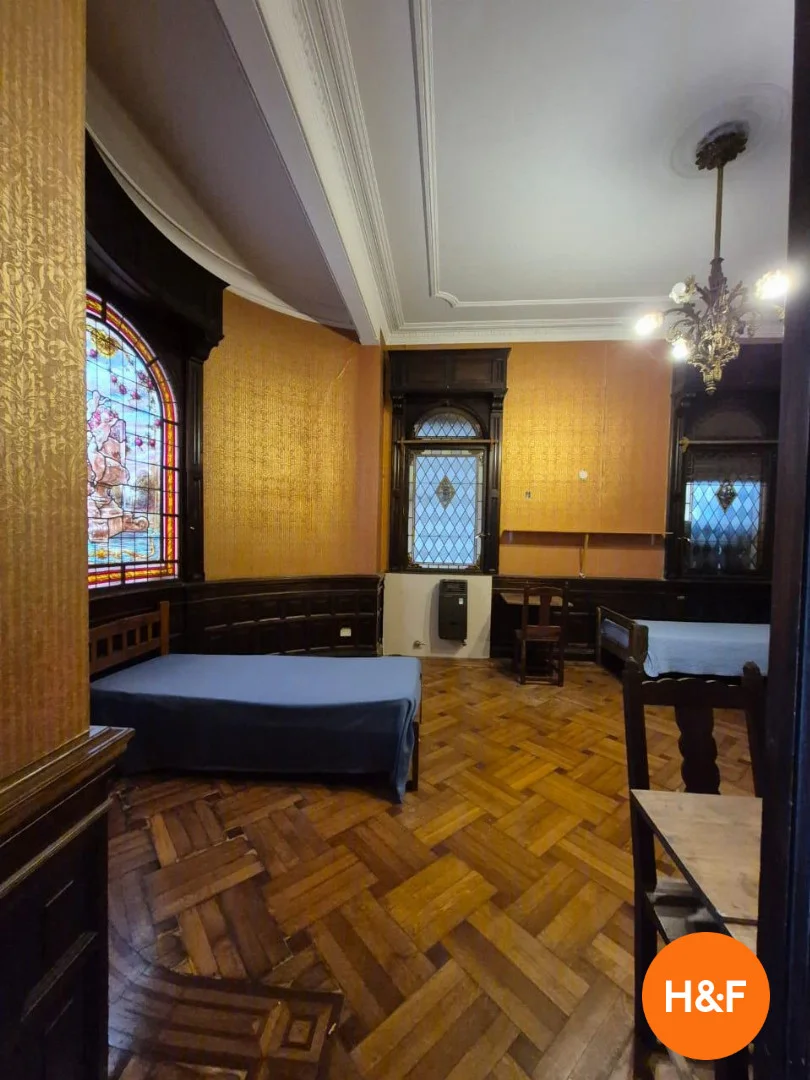 Student-friendly room in  with modern amenities