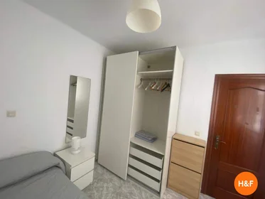 Privatzimmer in der C. Diego de Almaguer, n 5, Cruz de Humilladero, 29006 Málaga, España, bild 11 von 16