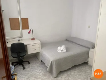 Privatzimmer in der C. Diego de Almaguer, n 5, Cruz de Humilladero, 29006 Málaga, España, bild 8 von 16