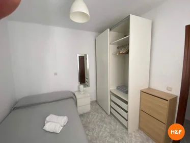 Privatzimmer in der C. Diego de Almaguer, n 5, Cruz de Humilladero, 29006 Málaga, España, bild 10 von 16