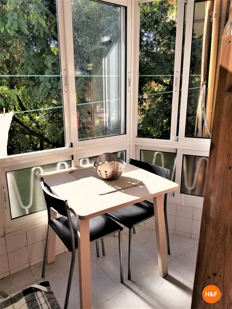 Habitación estudiantil económica con ubicación conveniente en 