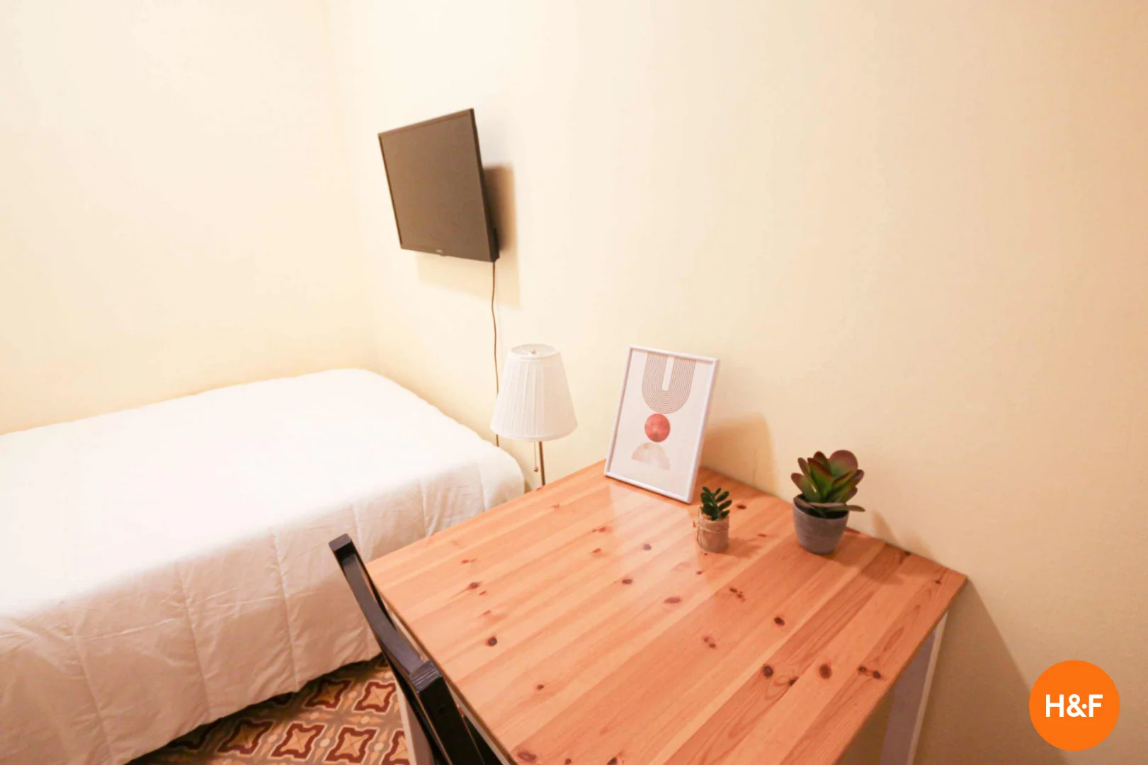 Quarto amigo do estudante em  com comodidades modernas