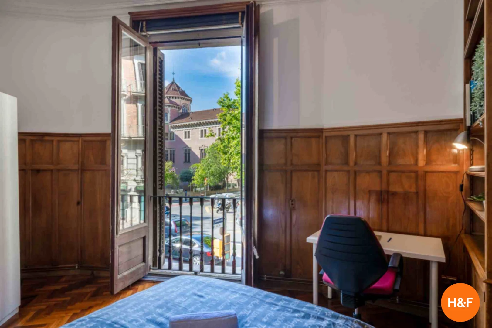 Quarto para alugar em apartamento de estudantes em , totalmente mobilado