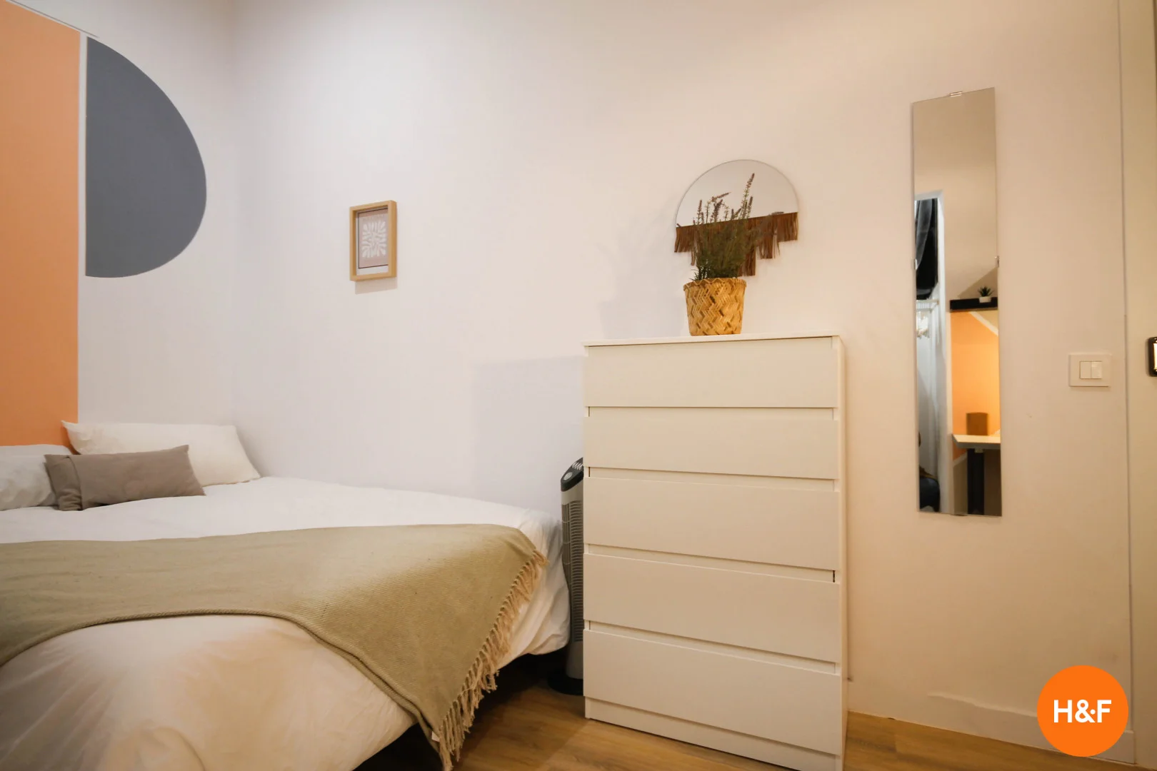 Quarto acolhedor para estudantes disponível em 