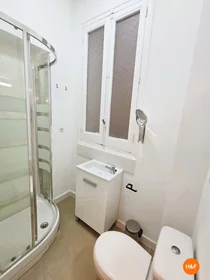 Habitación privada en C. de Atocha, 66, Centro, 28012 Madrid, España, imagen 12 de 16