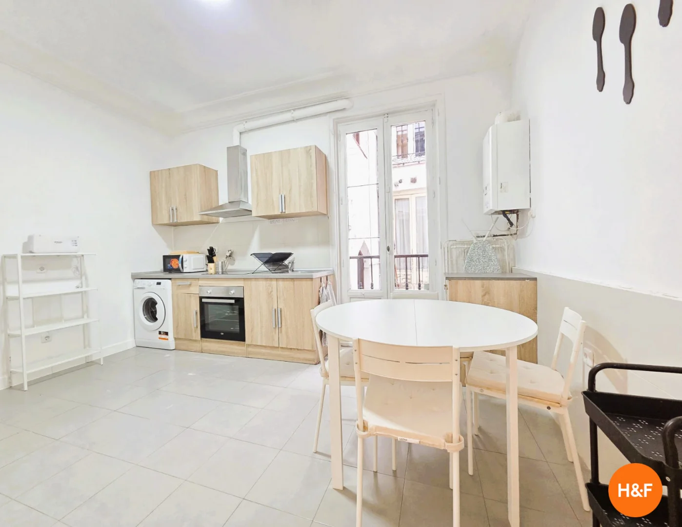 Habitación estudiantil económica con ubicación conveniente en 