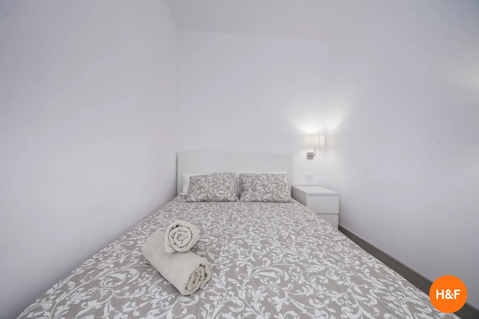 Habitación acogedora para estudiantes disponible en 