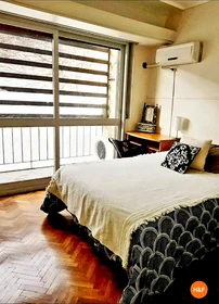 Habitación privada en Galicia 732, C1416DGF Buenos Aires, Argentina, imagen 1 de 10
