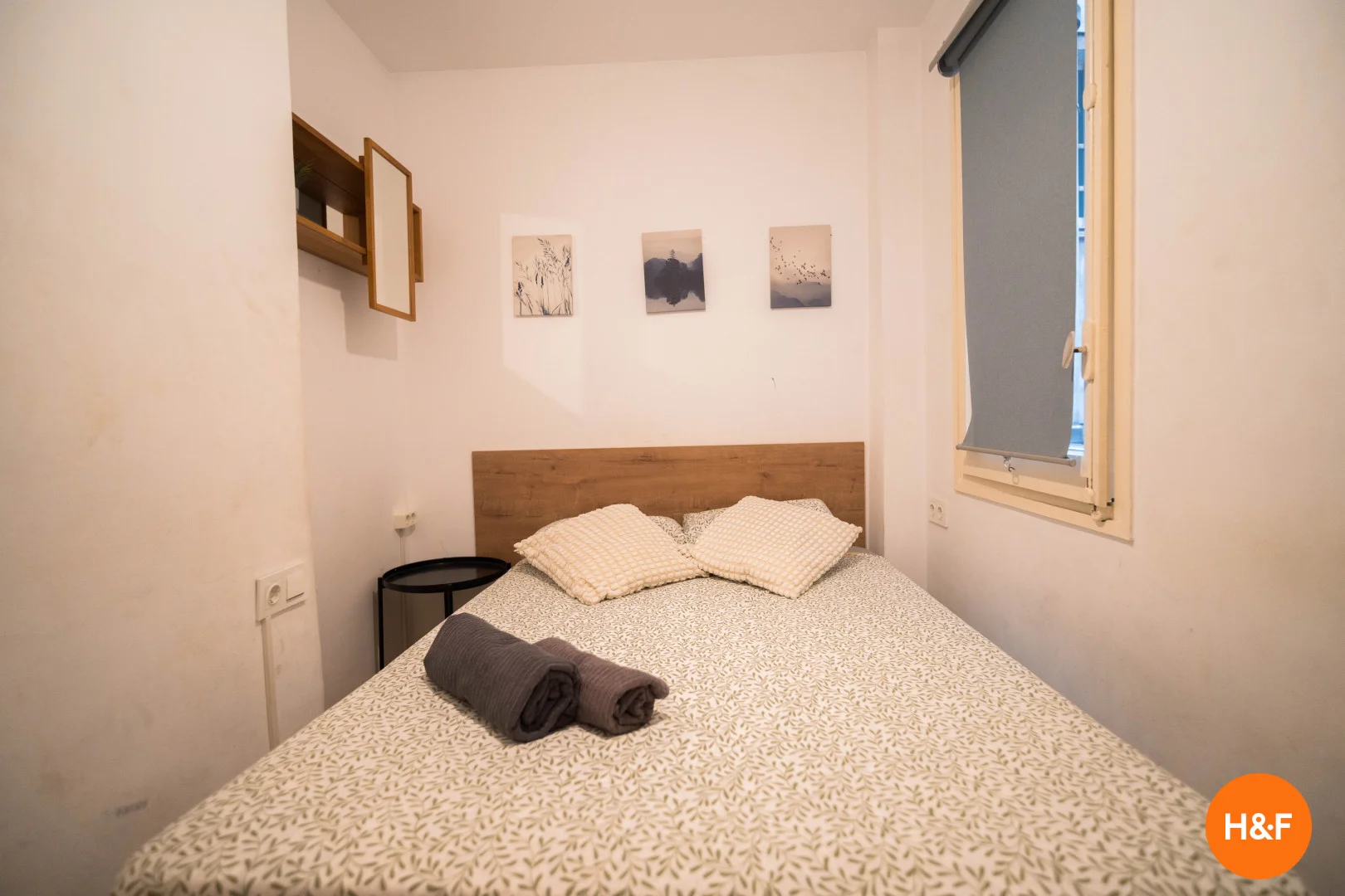 'de öğrenci dairesinde, tamamen mobilyalı kiralık oda
