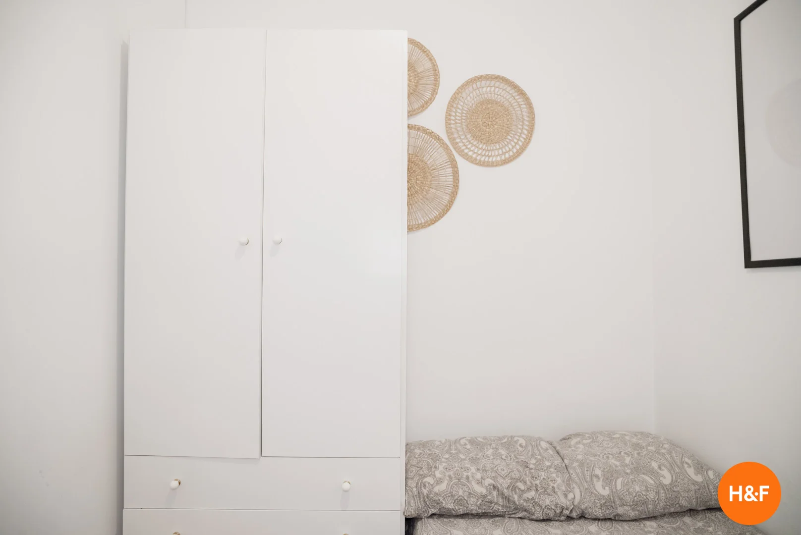 Quarto para alugar em apartamento de estudantes em , totalmente mobilado