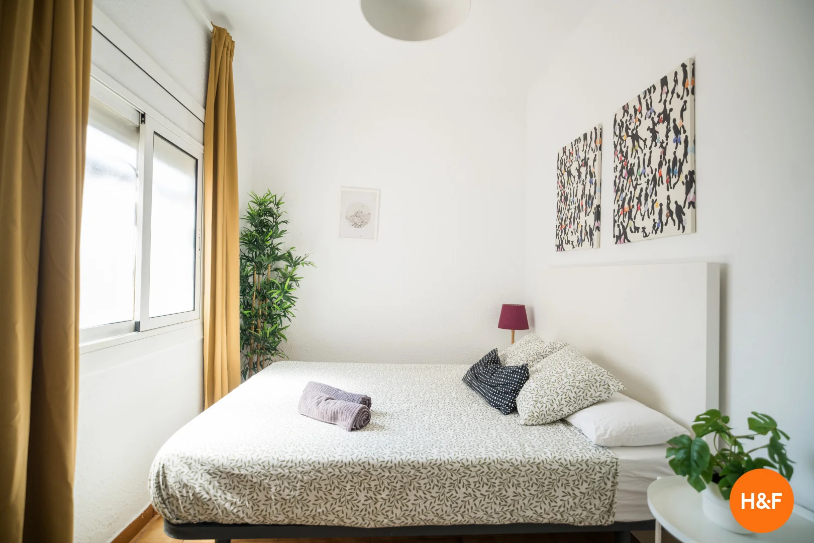 Quarto de estudante económico com localização conveniente em 