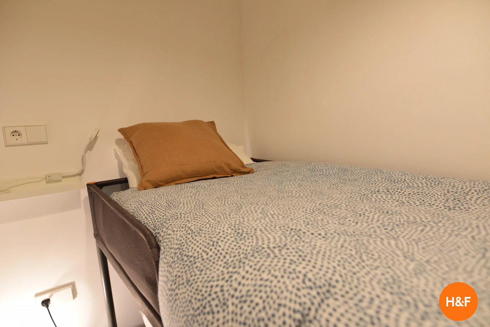 Quarto de estudante funcional perfeito para estudar em