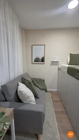 Stanza privata in Calle Matadero, 18o, Alcorcón, España, immagine 9 di 15