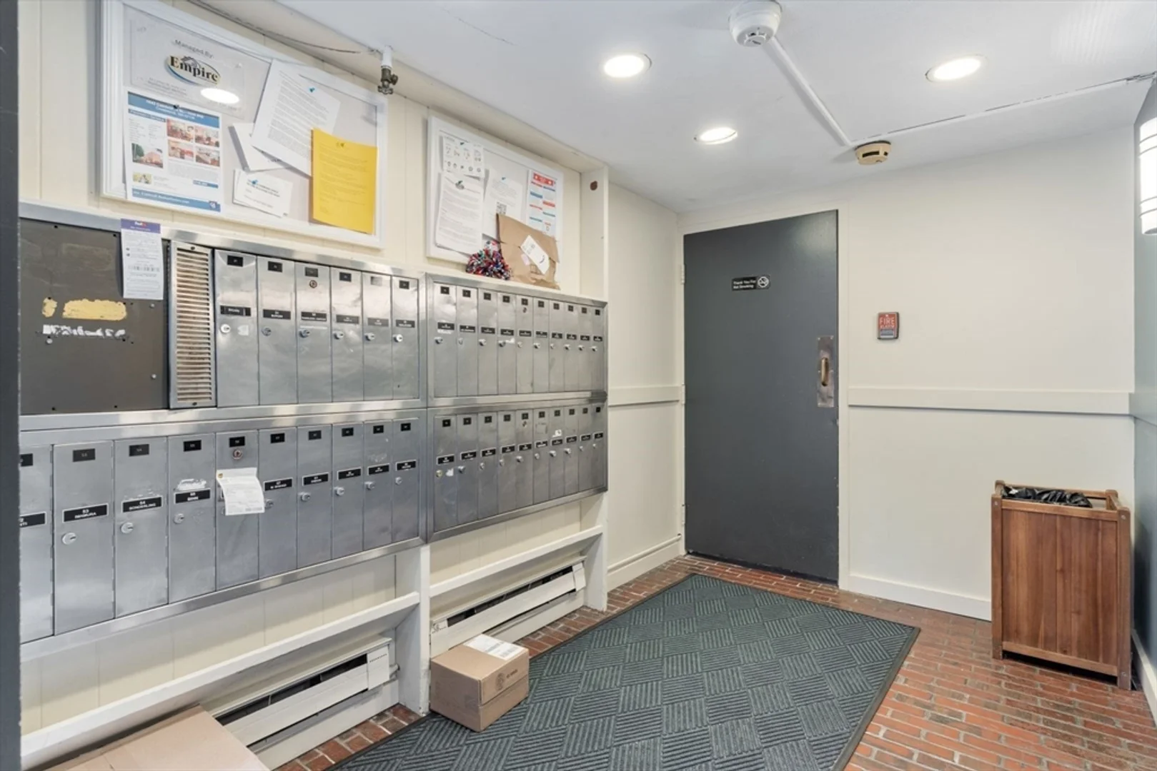 1643, Cambridge St., Unit 75, Harvard Square, Cambridge, MA, 02138