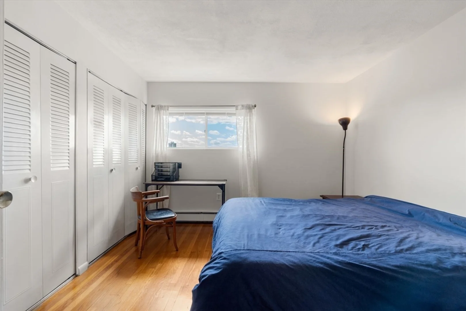 1643, Cambridge St., Unit 75, Harvard Square, Cambridge, MA, 02138