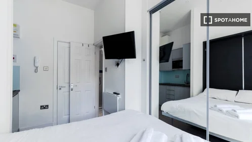 Monolocale in Apartment, immagine 13 di 19