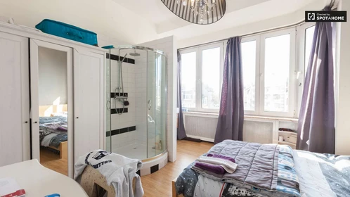 Habitación en alquiler con cama doble Schaerbeek