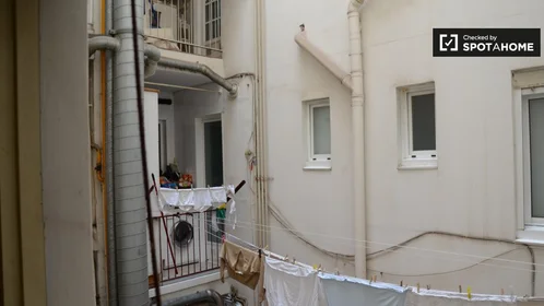 Prywatny pokój Carrer de Provença, obraz 9 19