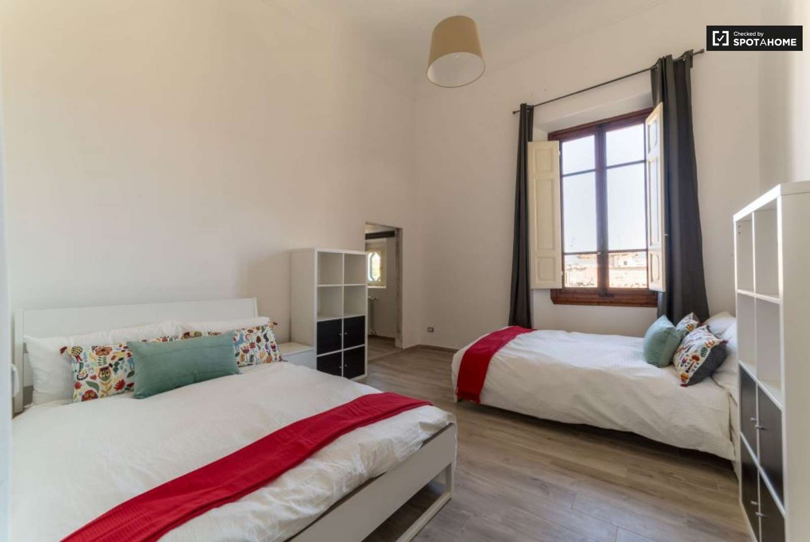 Firenze de çift kişilik yataklı kiralık oda