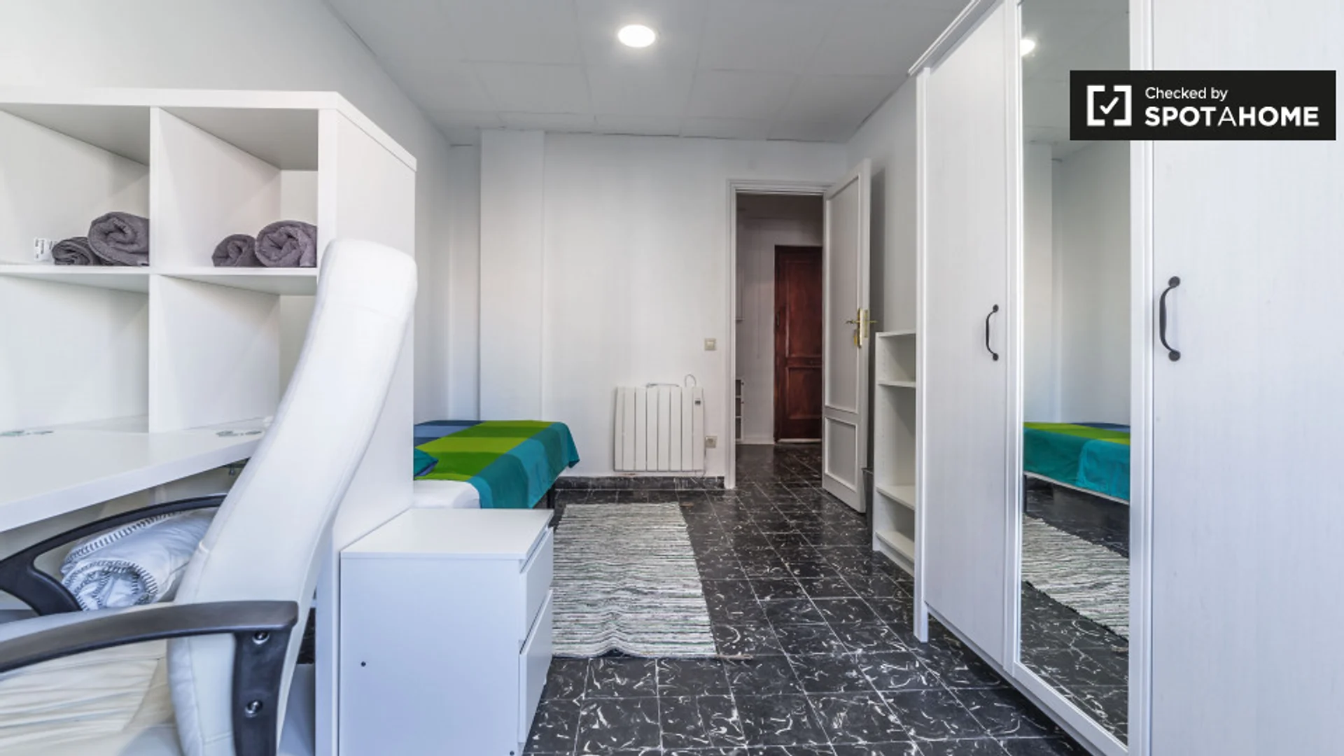 Studentenfreundliches Zimmer in  mit modernen Annehmlichkeiten