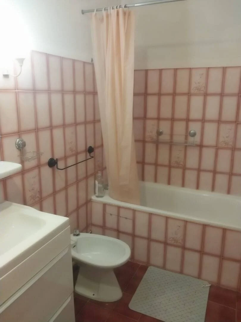 Quarto de estudante funcional perfeito para estudar em 