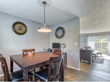Apartamento inteiro em residência em 1231 Clairmont Rd, Decatur, GA 30030, USA, imagem 6 de 32
