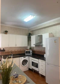 Chambre privée à Calle Terriza, image 19 de 27