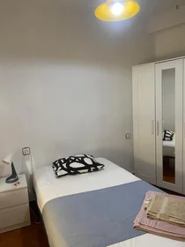 Chambre privée à Calle Terriza, image 4 de 27