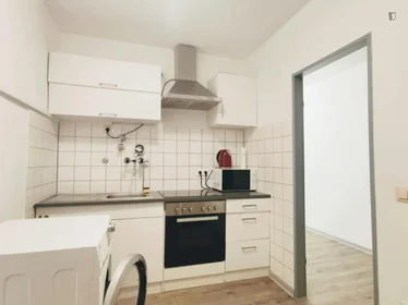 Private room at Löwen str., image 2 of 6