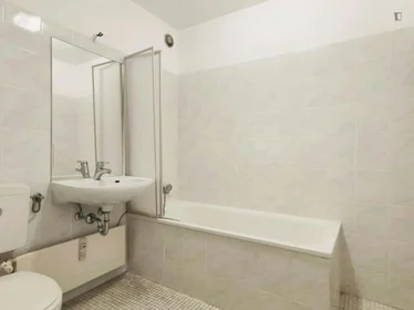 Private room at Löwen str., image 5 of 6