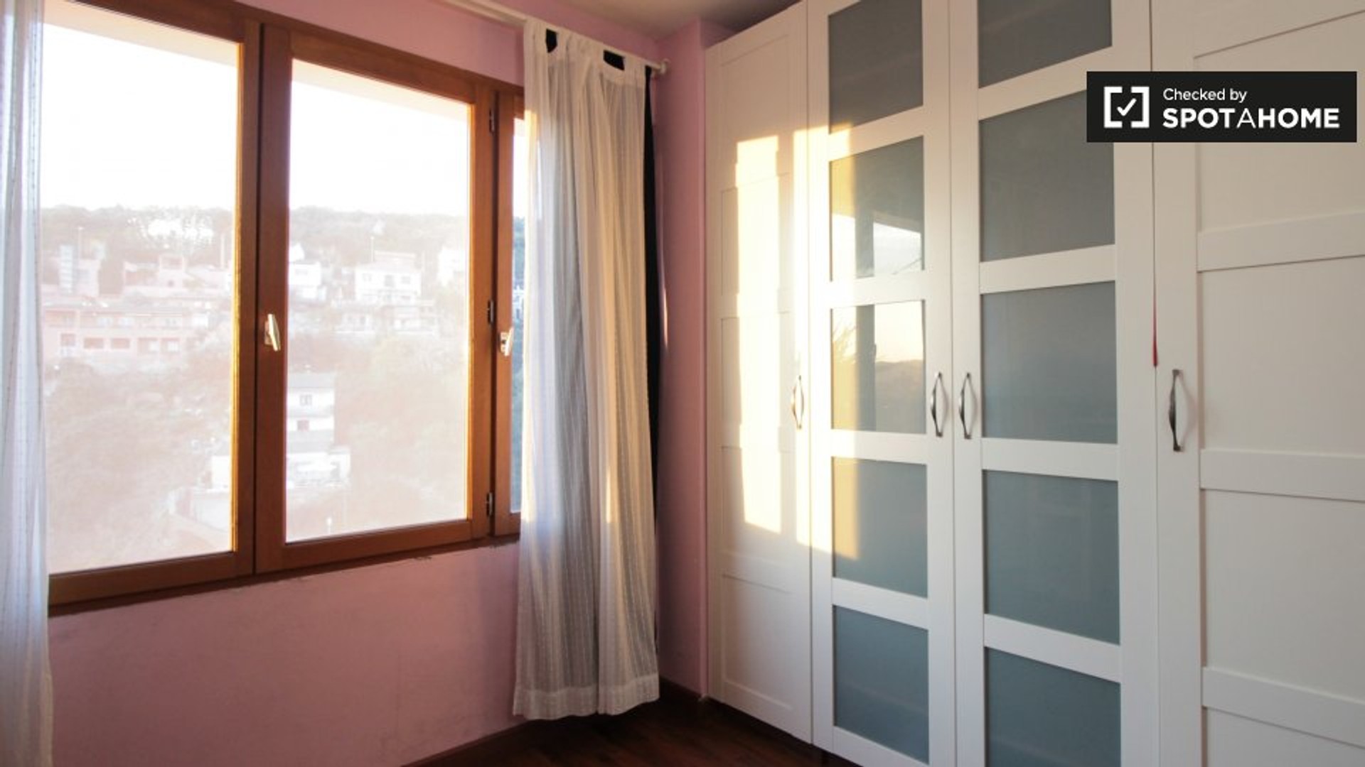 Sant Cugat Del Vallès de çift kişilik yataklı kiralık oda