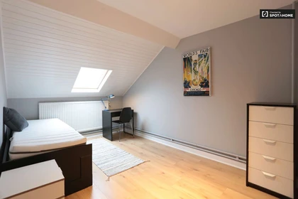 Cheap private room in Bruxelles-brussel