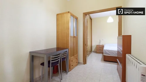 Appartamento intero in Calle del Amparo, immagine 13 di 19