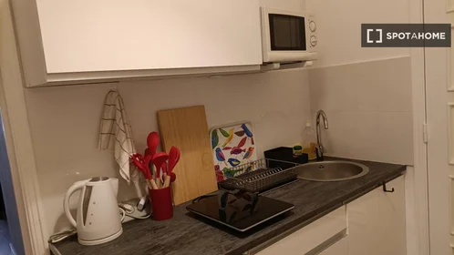 Private room at Estr. A-Da-Maia, 1500-002 Lisboa, Portugal, image 13 of 19