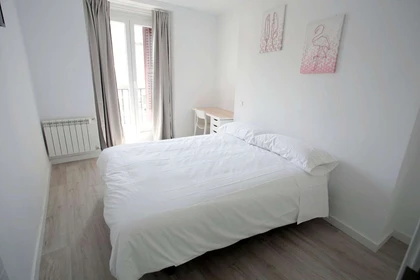 Quarto para alugar ao mês em Madrid