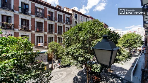Private room at Calle de Embajadores, image 17 of 19