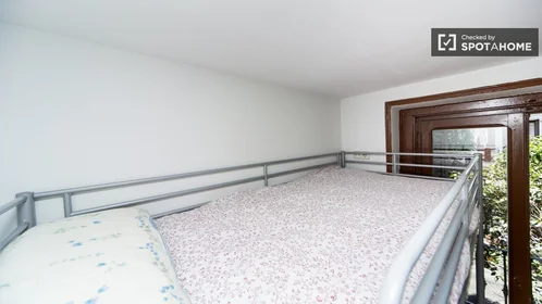 Private room at Calle de Embajadores, image 19 of 19