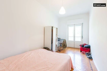 Quarto para alugar num apartamento partilhado em Lisboa