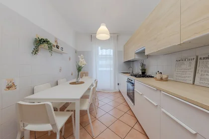 Prywatny pokój Via Urbino 7, obraz 10 19
