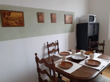 Mehrbettzimmer in der Via Barbanti 11, bild 5 von 9
