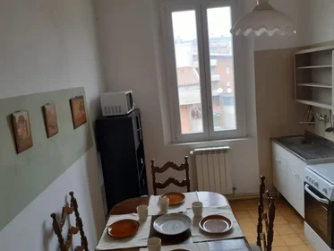 Mehrbettzimmer in der Via Barbanti 11, bild 6 von 9